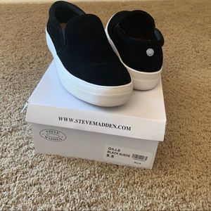 New Steve Madden Gills platform slip ons